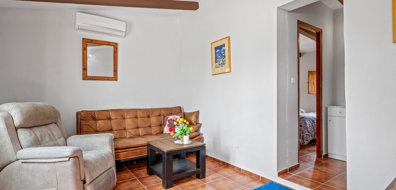 Sale - Country Property -
La Nucia - La Nucia - Country