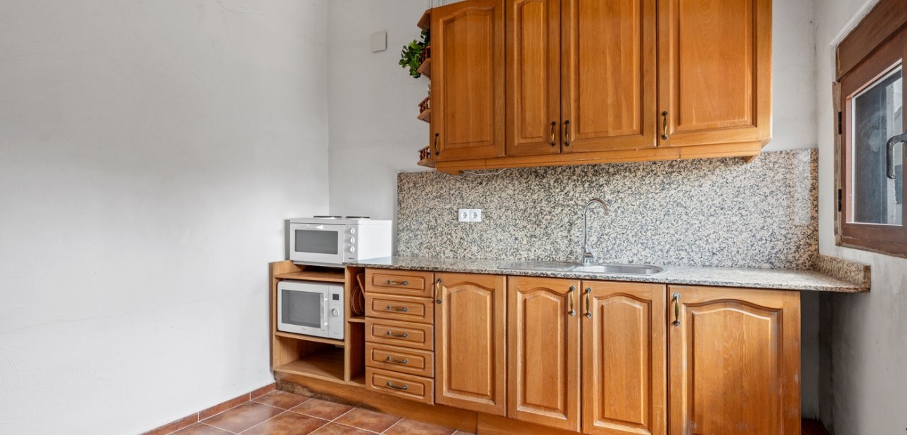 Sale - Country Property -
La Nucia - La Nucia - Country