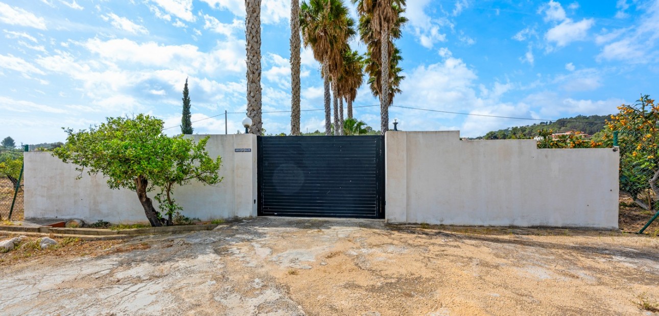 Sale - Country Property -
La Nucia - La Nucia - Country