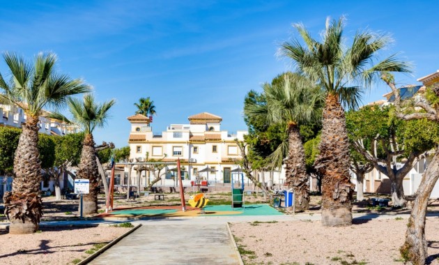 Herverkoop - Herenhuis -
Torrevieja - Aguas Nuevas