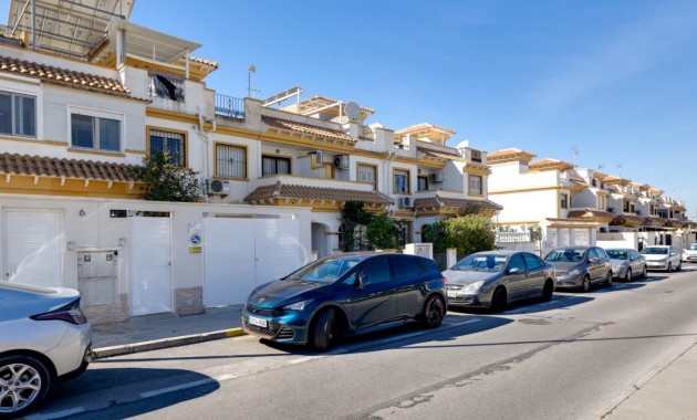 Herverkoop - Herenhuis -
Torrevieja - Aguas Nuevas