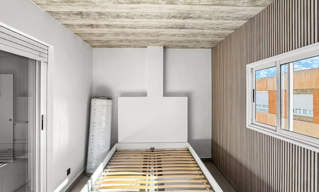 Herverkoop - Appartement / flat -
Torrevieja - Torrevieja - Centre