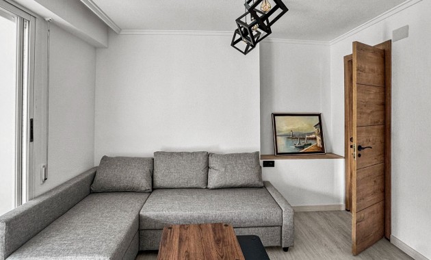 Herverkoop - Appartement / flat -
Torrevieja - Torrevieja - Centre