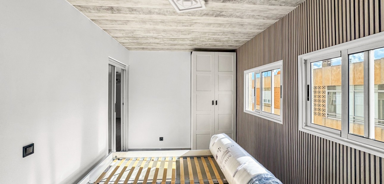 Herverkoop - Appartement / flat -
Torrevieja - Torrevieja - Centre