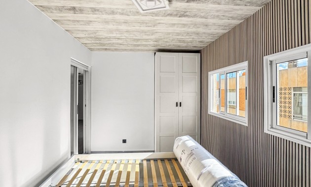 Herverkoop - Appartement / flat -
Torrevieja - Torrevieja - Centre