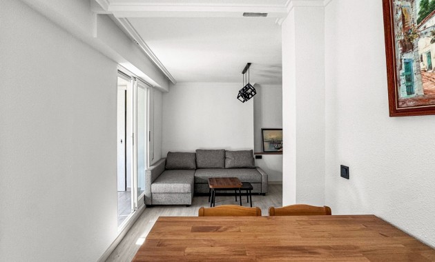 Herverkoop - Appartement / flat -
Torrevieja - Torrevieja - Centre
