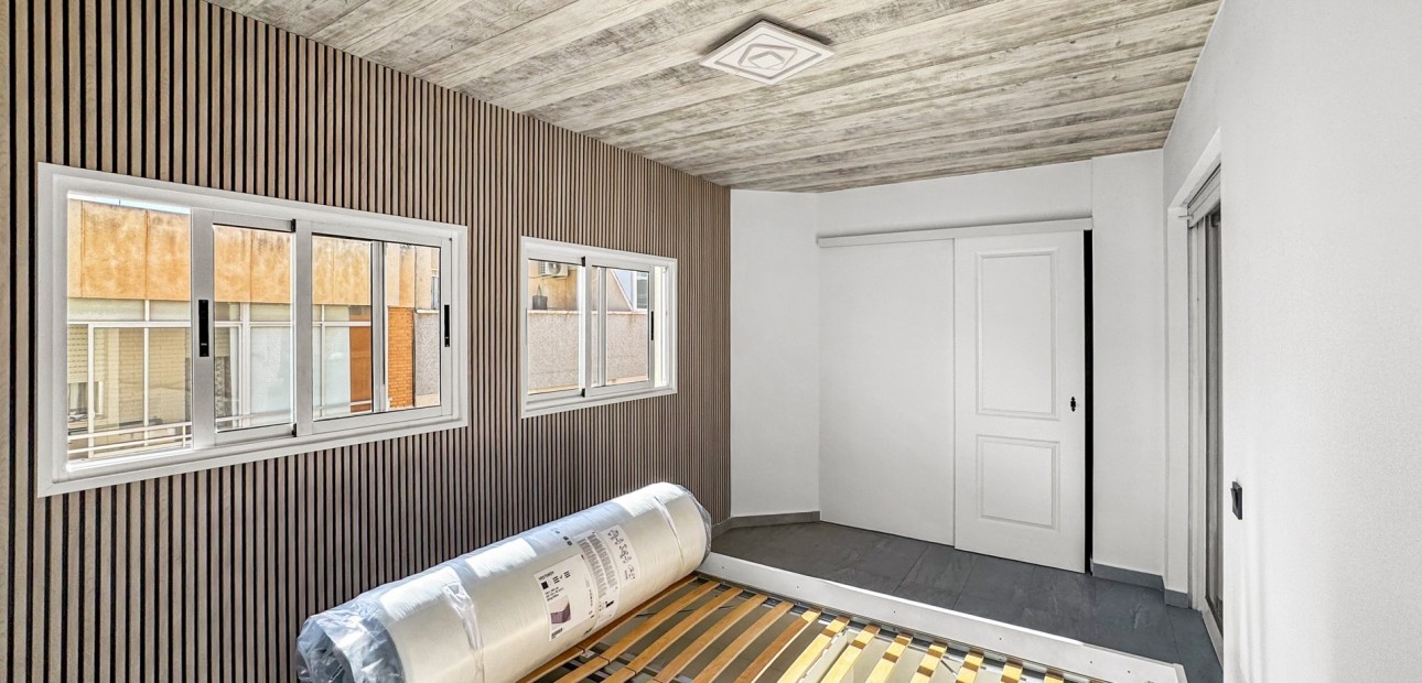 Herverkoop - Appartement / flat -
Torrevieja - Torrevieja - Centre