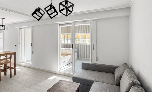 Herverkoop - Appartement / flat -
Torrevieja - Torrevieja - Centre