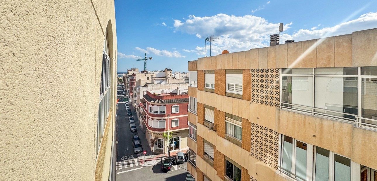 Herverkoop - Appartement / flat -
Torrevieja - Torrevieja - Centre