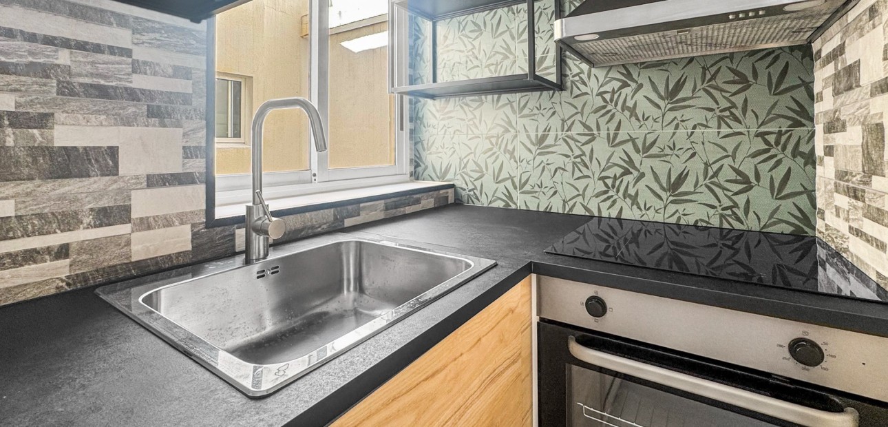 Herverkoop - Appartement / flat -
Torrevieja - Torrevieja - Centre