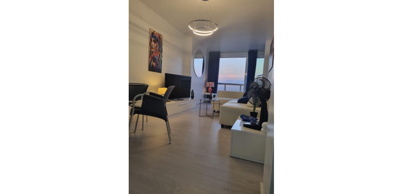 Sale - Apartment / flat -
Torrevieja - Playa Los Naufragos