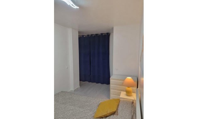 Sale - Apartment / flat -
Torrevieja - Playa Los Naufragos