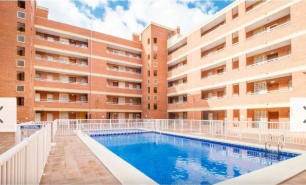 Sale - Apartment / flat -
Torrevieja - Playa Los Naufragos