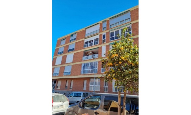 Sale - Apartment / flat -
Torrevieja - Playa Los Naufragos