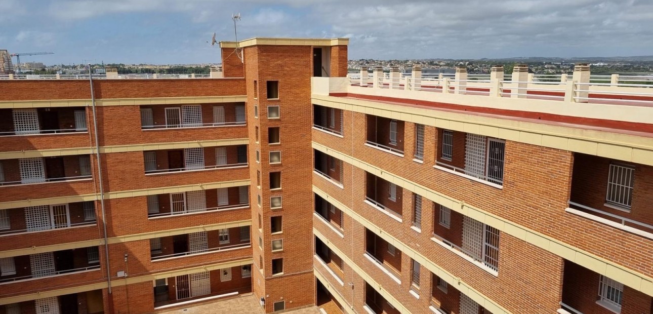 Sale - Apartment / flat -
Torrevieja - Playa Los Naufragos