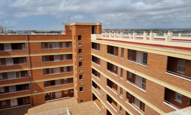 Sale - Apartment / flat -
Torrevieja - Playa Los Naufragos