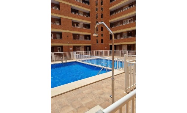 Sale - Apartment / flat -
Torrevieja - Playa Los Naufragos