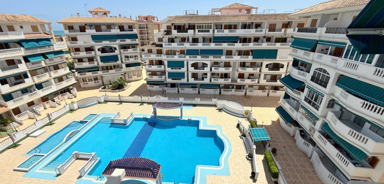 Venta - Apartamento / piso -
Torrevieja - Torre La Mata