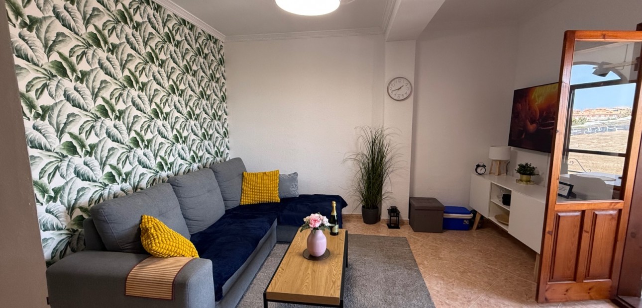 Sale - Apartment / flat -
Torrevieja - Torre La Mata