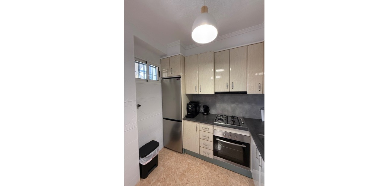 Sale - Apartment / flat -
Torrevieja - Torre La Mata
