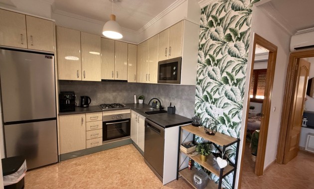 Sale - Apartment / flat -
Torrevieja - Torre La Mata