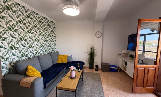 Sale - Apartment / flat -
Torrevieja - Torre La Mata
