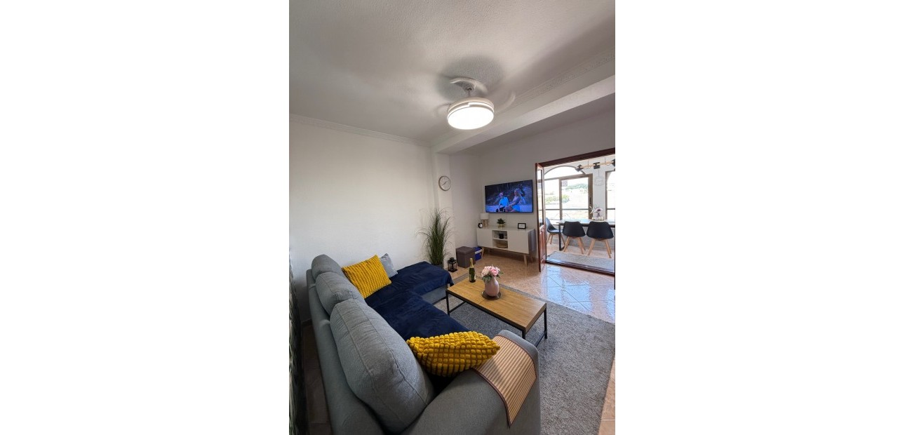 Sale - Apartment / flat -
Torrevieja - Torre La Mata