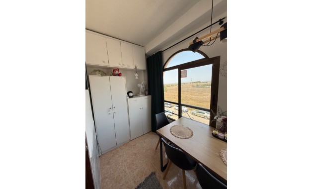 Sale - Apartment / flat -
Torrevieja - Torre La Mata