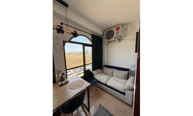 Sale - Apartment / flat -
Torrevieja - Torre La Mata