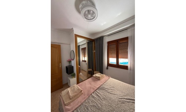 Sale - Apartment / flat -
Torrevieja - Torre La Mata