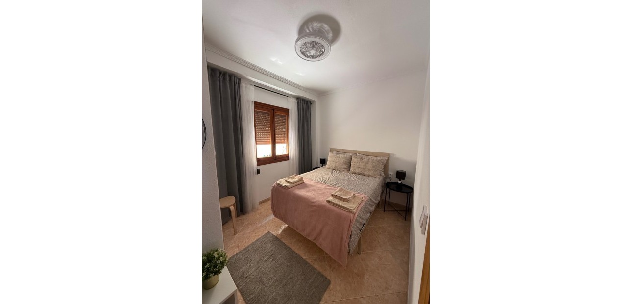 Sale - Apartment / flat -
Torrevieja - Torre La Mata