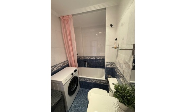 Sale - Apartment / flat -
Torrevieja - Torre La Mata