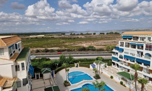 Sale - Apartment / flat -
Torrevieja - Torre La Mata