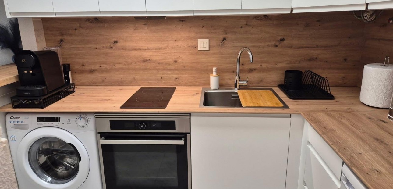 Sale - Apartment / flat -
Torrevieja - Torre La Mata