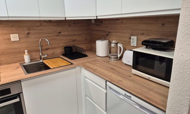 Sale - Apartment / flat -
Torrevieja - Torre La Mata
