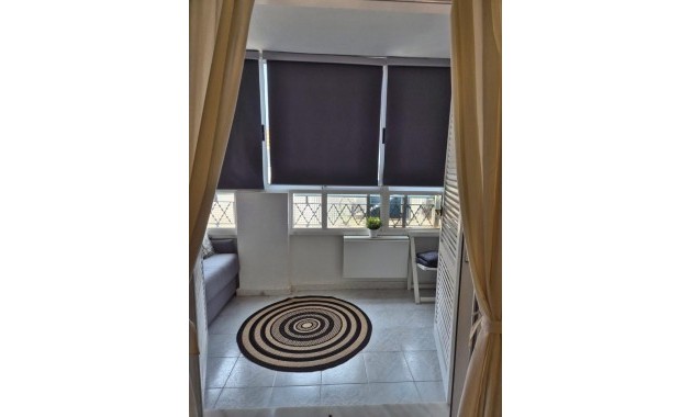 Sale - Apartment / flat -
Torrevieja - Torre La Mata