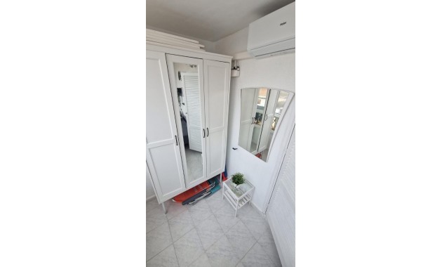 Sale - Apartment / flat -
Torrevieja - Torre La Mata
