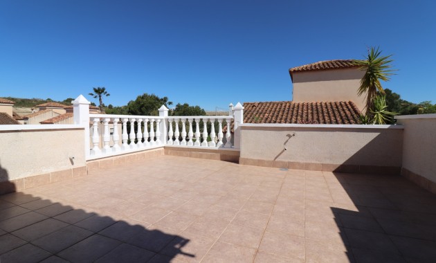 Sale - Detached Villa -
San Miguel de Salinas - Lake View Mansions