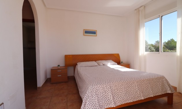 Sale - Detached Villa -
San Miguel de Salinas - Lake View Mansions