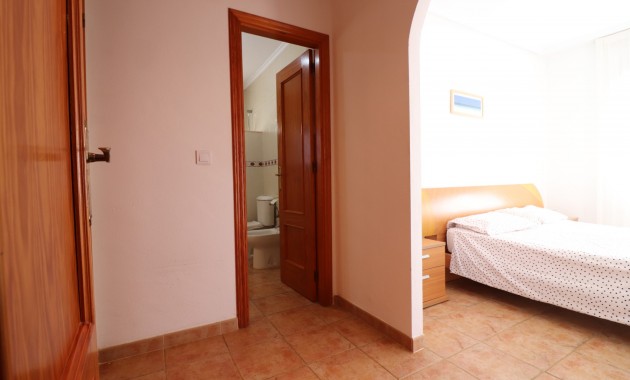 Sale - Detached Villa -
San Miguel de Salinas - Lake View Mansions