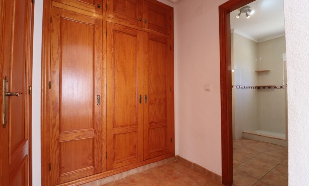 Sale - Detached Villa -
San Miguel de Salinas - Lake View Mansions