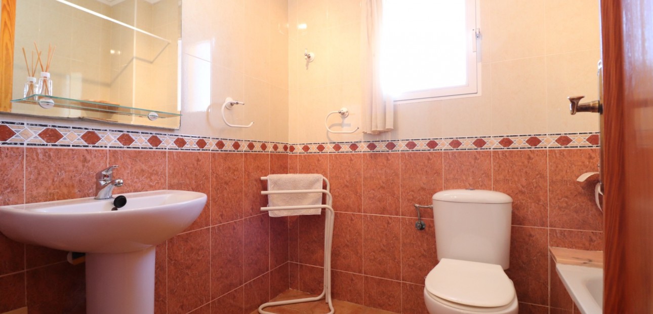 Sale - Detached Villa -
San Miguel de Salinas - Lake View Mansions