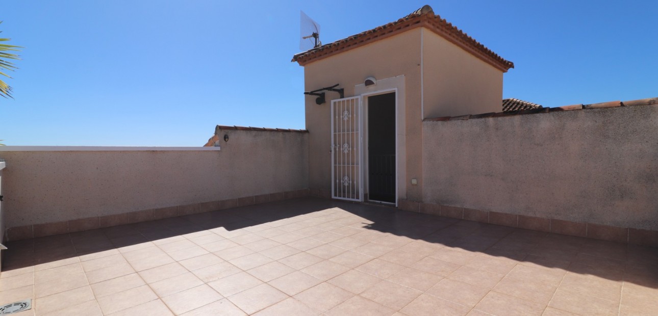 Sale - Detached Villa -
San Miguel de Salinas - Lake View Mansions