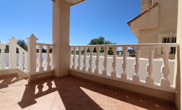 Sale - Detached Villa -
San Miguel de Salinas - Lake View Mansions
