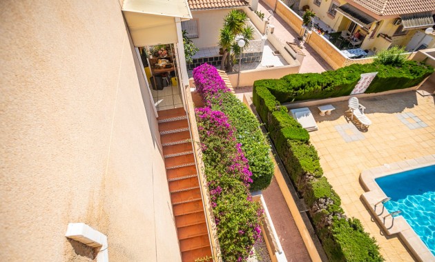 Sale - Apartment / flat -
Alicante - La Florida