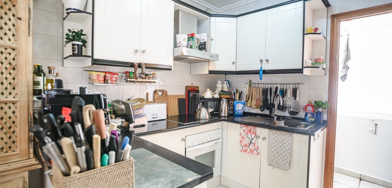 Sale - Apartment / flat -
Alicante - La Florida