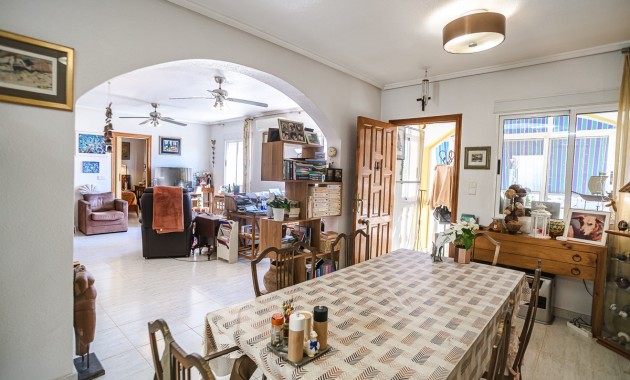 Sale - Apartment / flat -
Alicante - La Florida