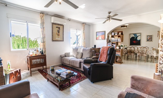 Sale - Apartment / flat -
Alicante - La Florida
