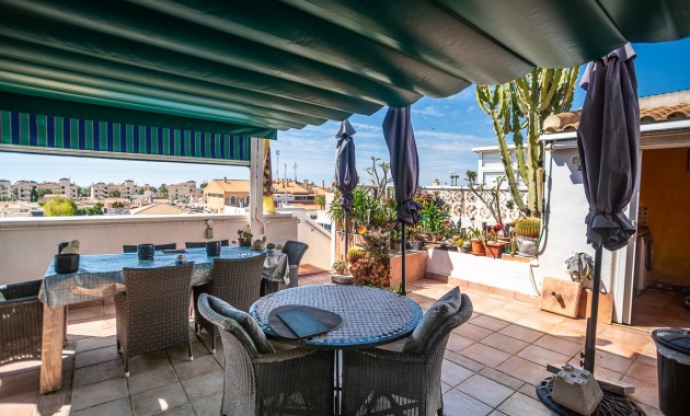 Sale - Apartment / flat -
Alicante - La Florida