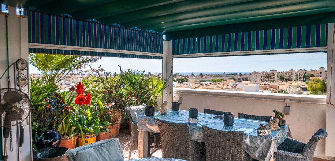 Sale - Apartment / flat -
Alicante - La Florida